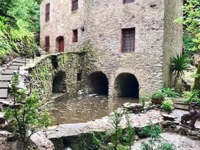 Rustico in vendita a Orbicciano, Camaiore