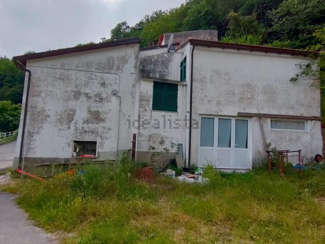 Rustico in vendita a Rialto, Liguria