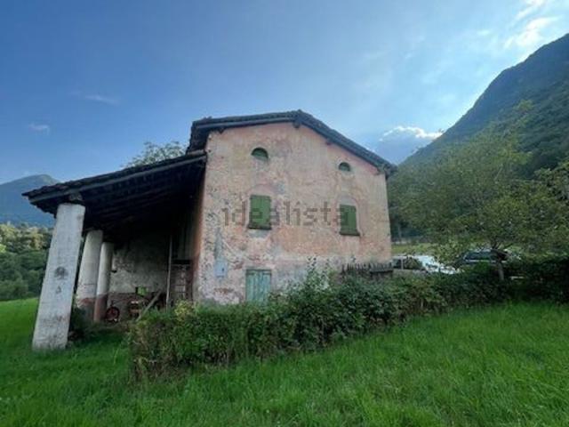 Rustico in vendita a Pasturo, Lombardia