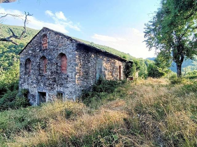 Rustico in vendita a Unione dell'Alto Reno, Camugnano