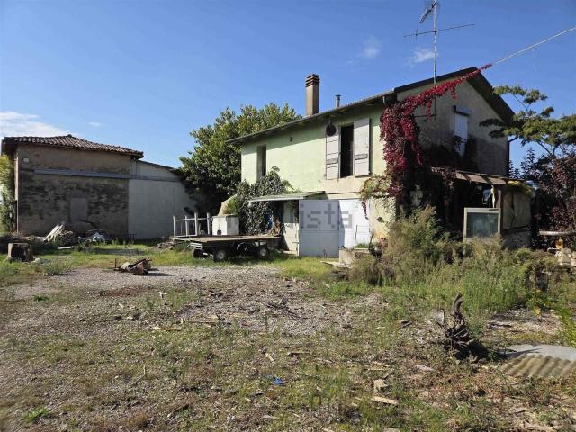 Rustico in vendita a Vedrana, Budrio