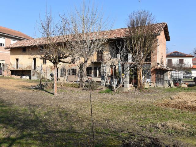 Rustico in vendita a Piemonte, Asti