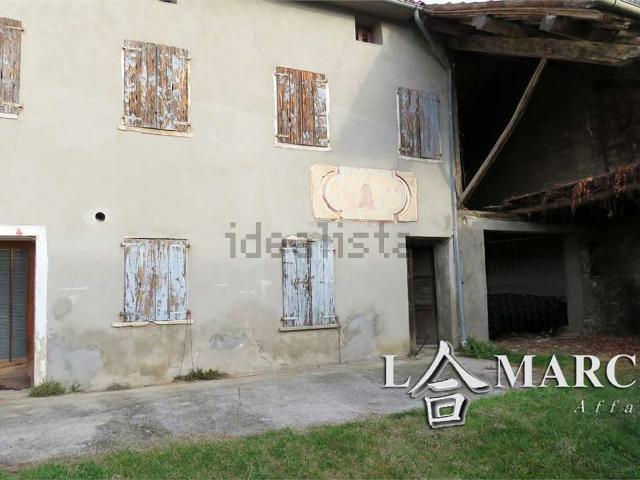 Rustico in vendita a Crespano Del Grappa, Veneto