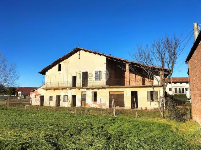 Rustico in vendita a Trinità, Cuneo