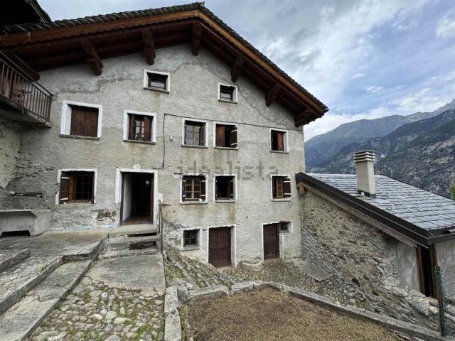 Rustico in vendita a Comunità montana della Valchiavenna, San Giacomo Filippo