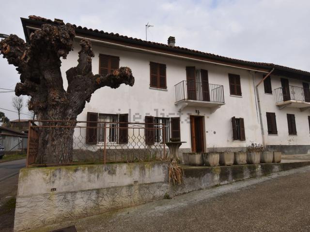 Rustico in vendita a Piemonte, Asti