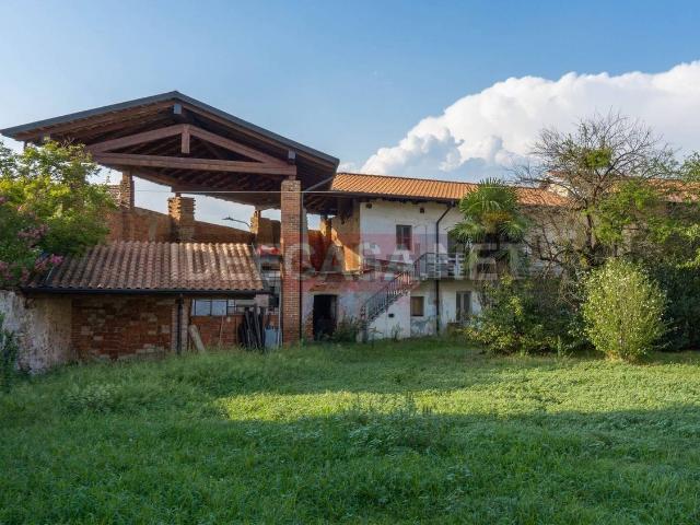 Rustico in vendita a Cavaglietto, Novara