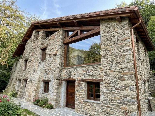 Rustico in vendita a Mù, Edolo