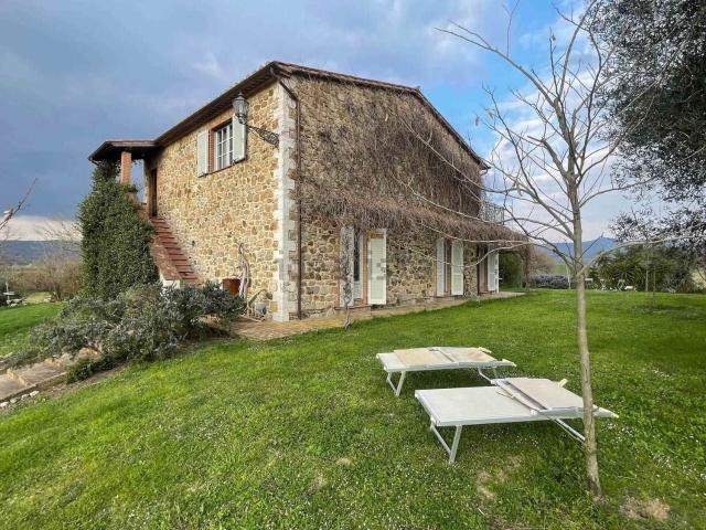 Rustico in vendita a Unione dei Comuni Montani Amiata Grossetana, Roccalbegna