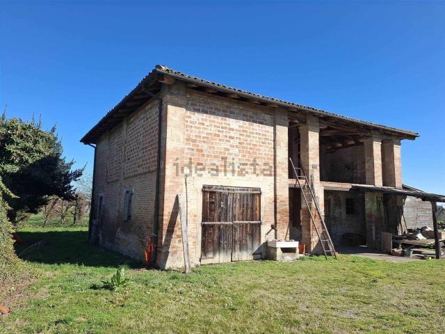 Rustico in vendita a Unione dei comuni Valli del Reno, Lavino e Samoggia, Reggio Emilia