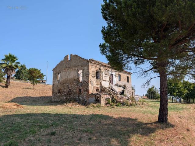 Rustico in vendita a San Barnaba, Marche