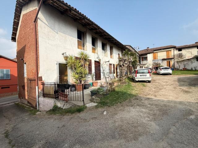 Rustico in vendita a Piemonte, Asti