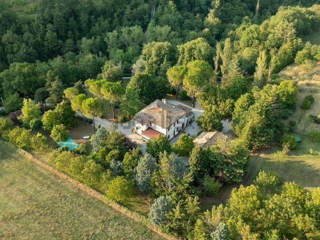 Rustico in vendita a Marche, Pesaro E Urbino
