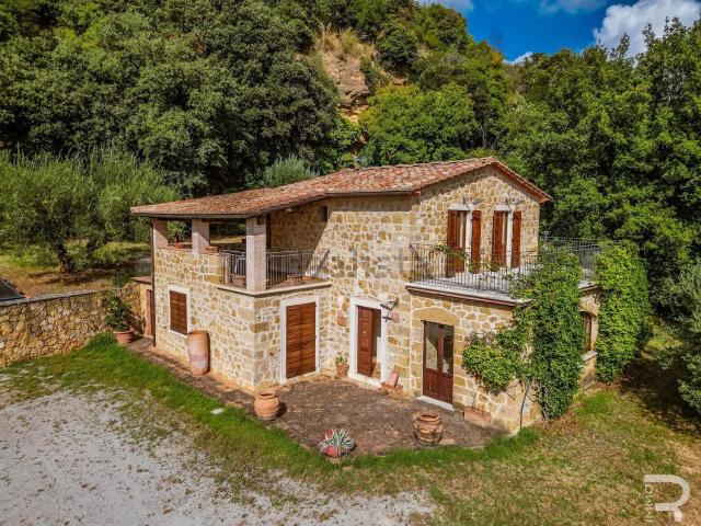 Rustico in vendita a Semproniano, Grosseto