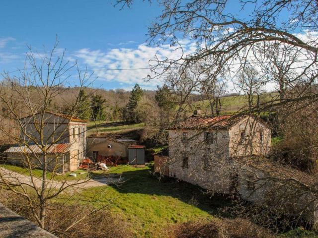 Rustico in vendita a Molleone, Marche