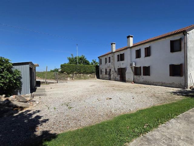 Rustico in vendita a Sant'urbano, Veneto