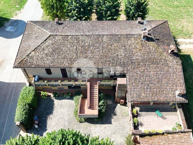 Rustico in vendita a Corte De' Frati, Lombardia