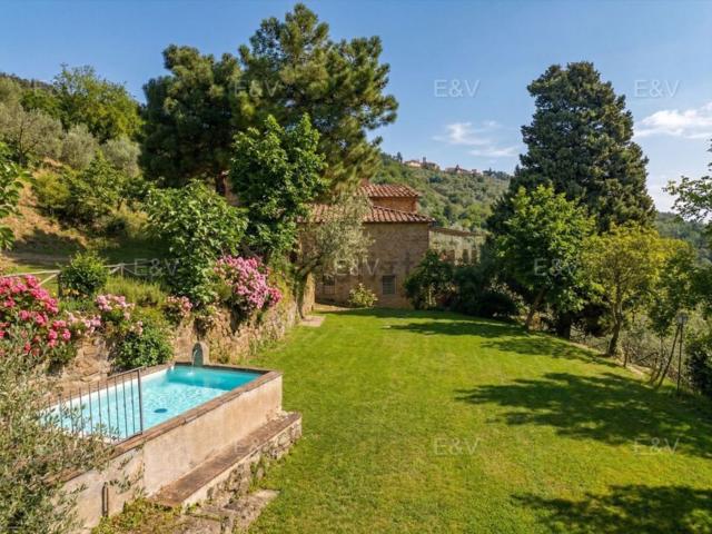Rustico in vendita a Castelfranco Piandiscò, Toscana