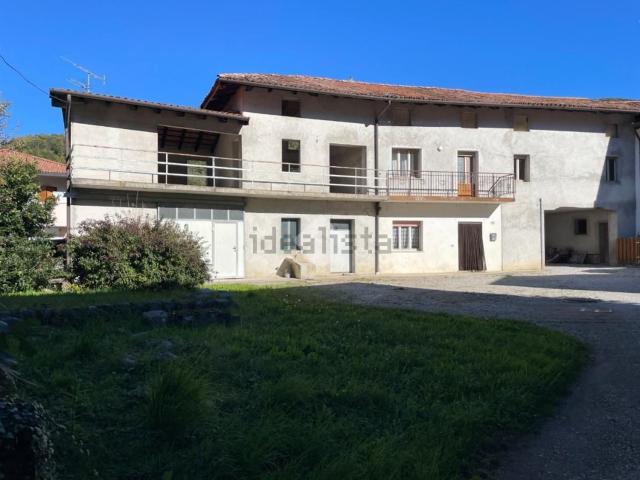 Rustico in vendita a Attimis, Friuli-Venezia Giulia