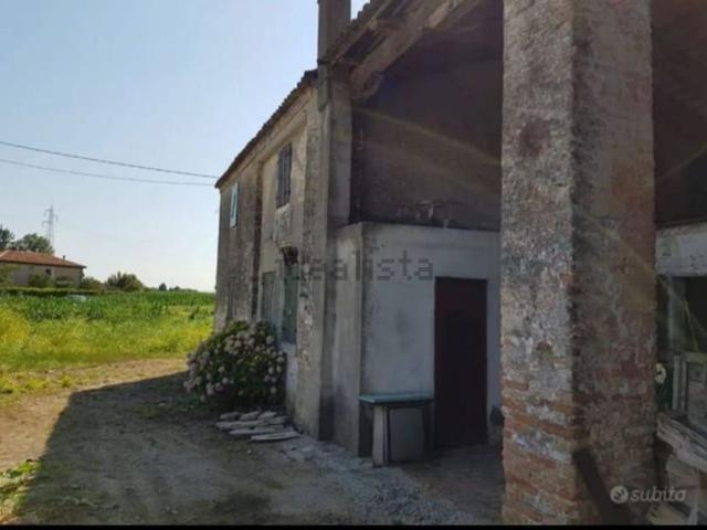 Rustico in vendita a Borgo Vecchio, Gambarare