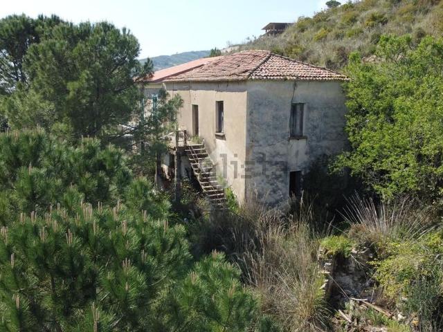 Rustico in vendita a Montecorice, Campania