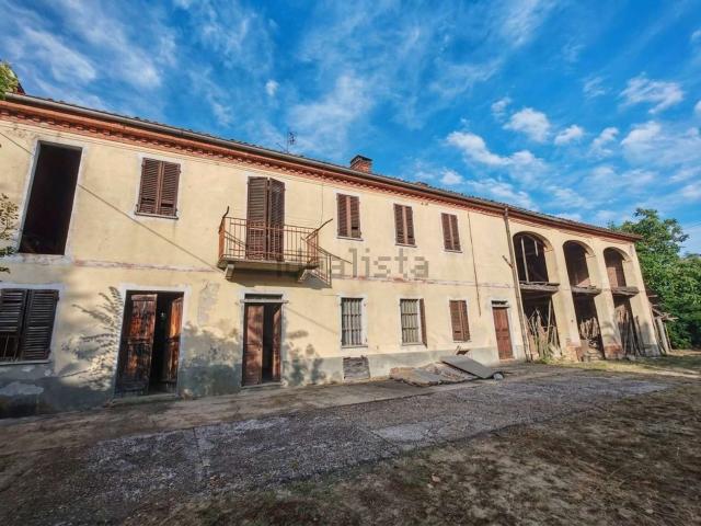 Rustico in vendita a Montà, Portacomaro