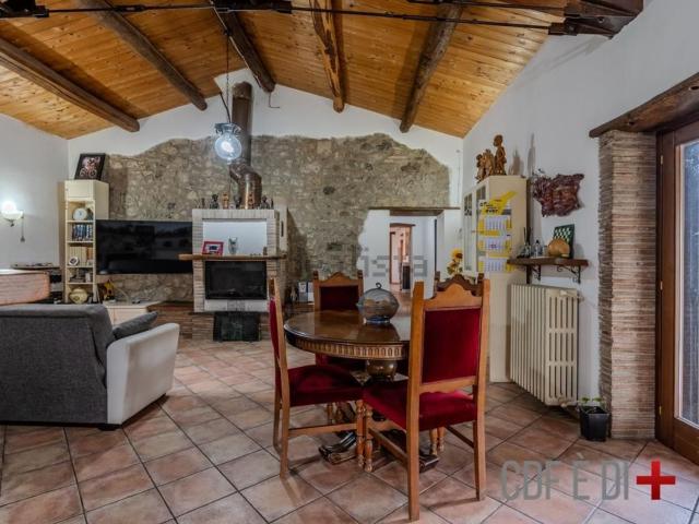 Rustico in vendita a Sferracavallo, Orvieto