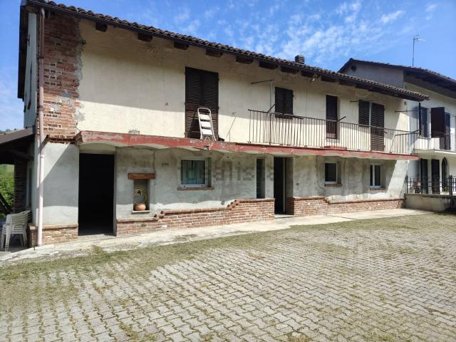 Rustico in vendita a Piemonte, Asti