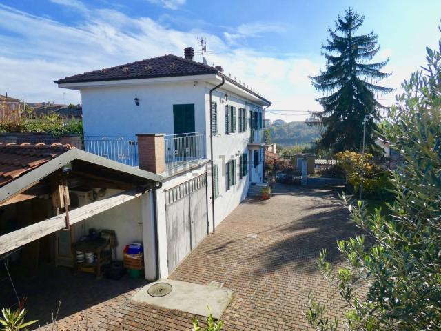 Rustico in vendita a Canetto, Montegrosso d'Asti