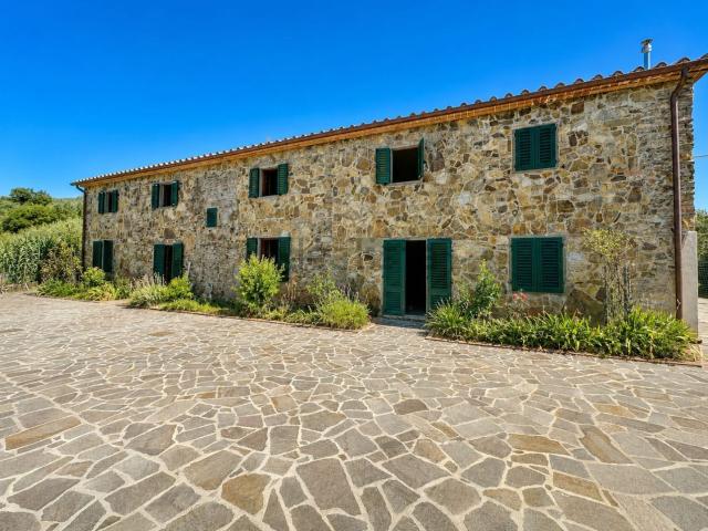 Rustico in vendita a Monsummano Terme, Pistoia