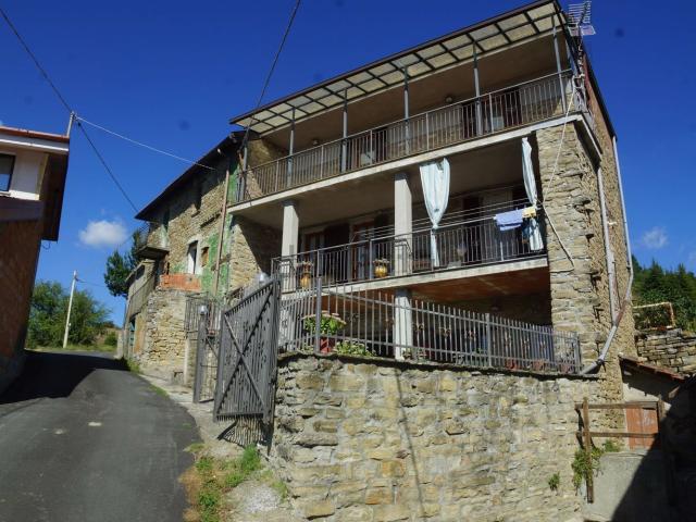 Rustico in vendita a Piemonte, Asti