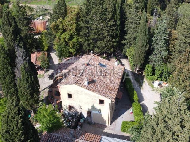 Rustico in vendita a Legoli, Toscana