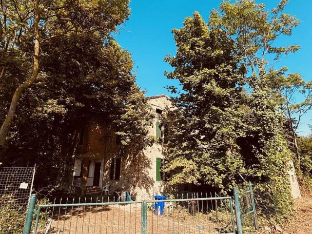 Rustico in vendita a Traversetolo, Reggio Emilia