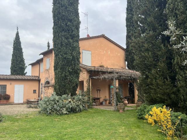 Rustico in vendita a Bucine, Toscana