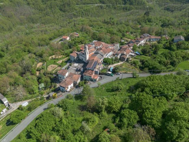Rustico in vendita a Carro, Liguria