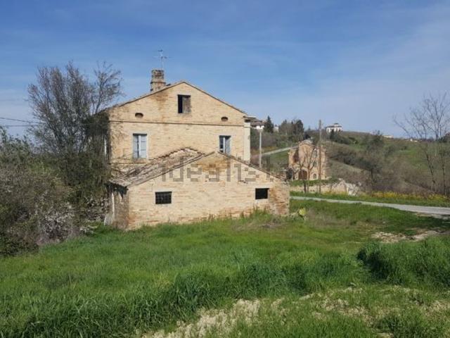 Rustico in vendita a Marche, Macerata