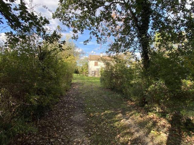 Rustico in vendita a Monte Celso, Marche