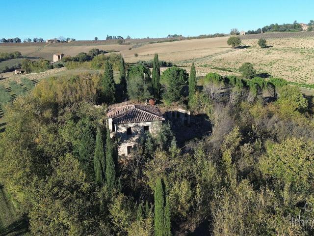 Rustico in vendita a Papiano, Marsciano