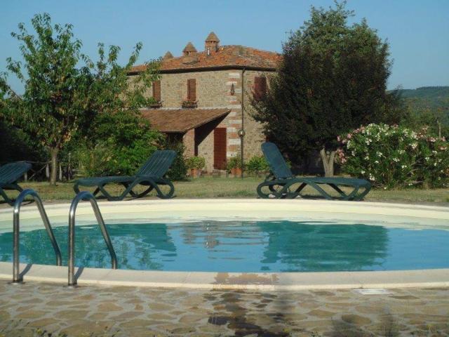 Rustico in vendita a Bucine, Toscana