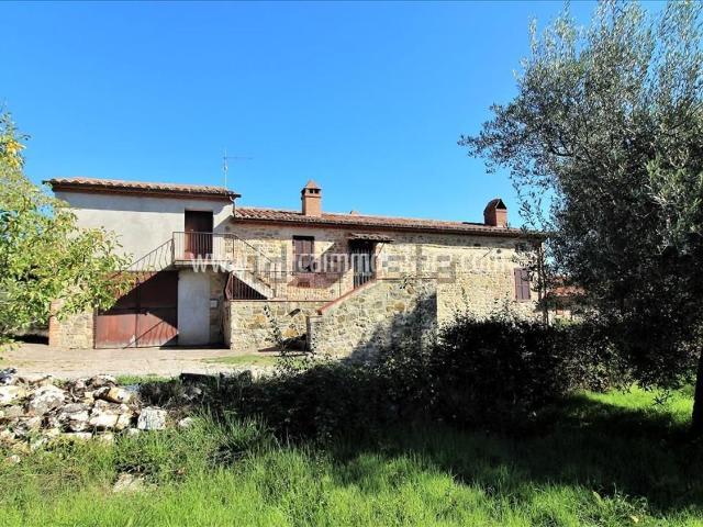 Rustico in vendita a Montegabbione, Terni