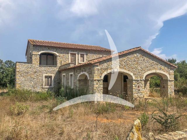 Rustico in vendita a Unione di Comuni Montani Colline del Fiora, Manciano