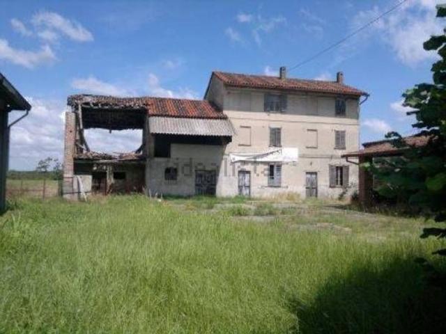 Rustico in vendita a Badia Pavese, Lombardia