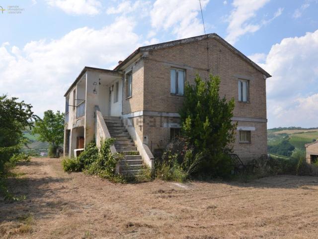 Rustico in vendita a Marche, Ascoli Piceno