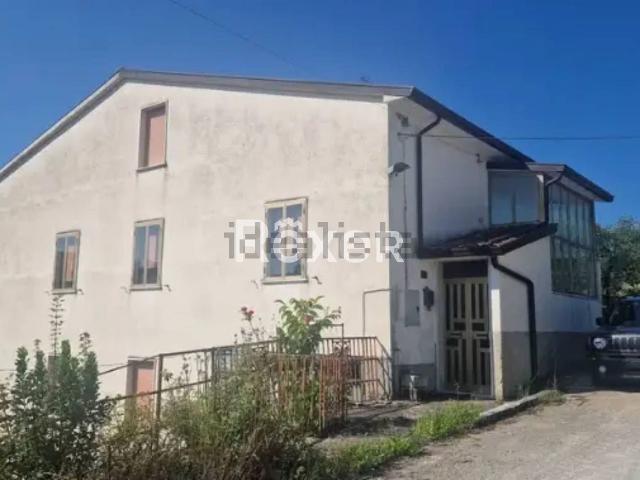 Rustico in vendita a Bagnoli del Trigno, Isernia