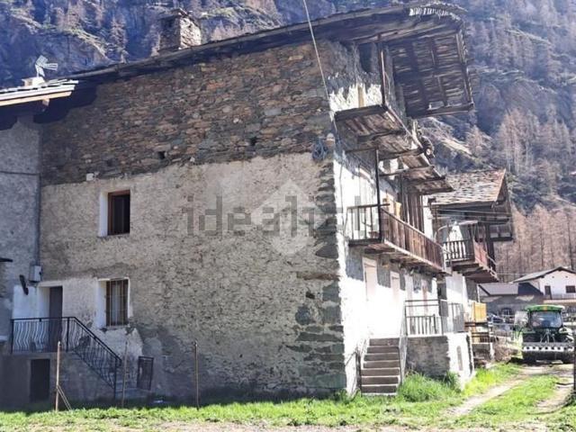 Rustico in vendita a Ollomont, Aosta