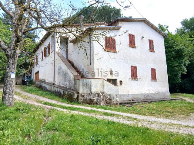 Rustico in vendita a La Pace, Palazzo Del Pero