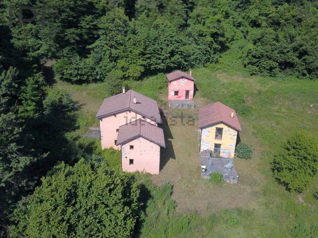 Rustico in vendita a Cairo Montenotte, Liguria