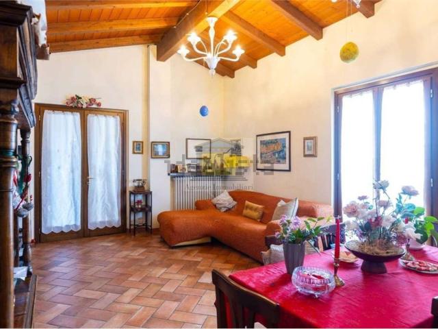 Rustico in vendita a Salsomaggiore Terme, Reggio Emilia