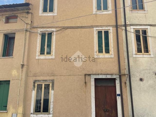 Rustico in vendita a Santorso, Veneto