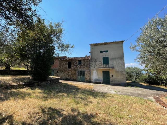 Rustico in vendita a Case Ferretti, Quarrata